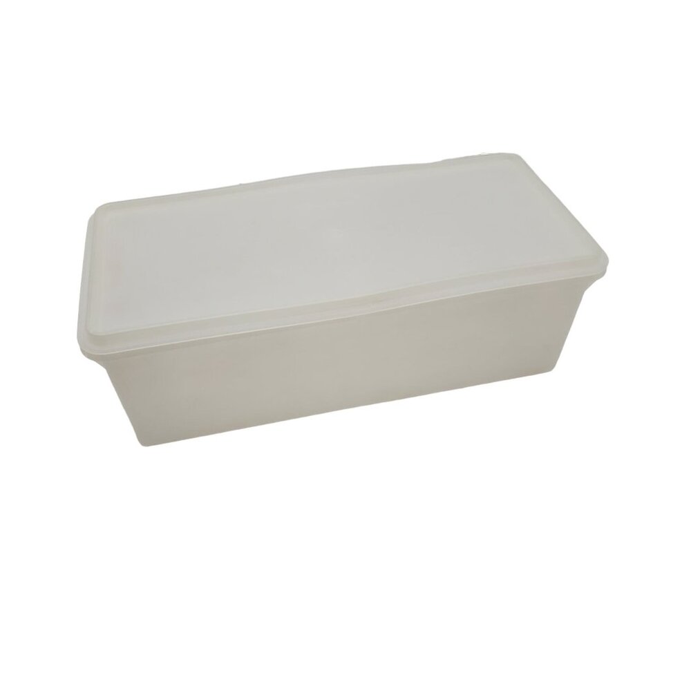 Tupperware Vintage Bread Box Large many uses